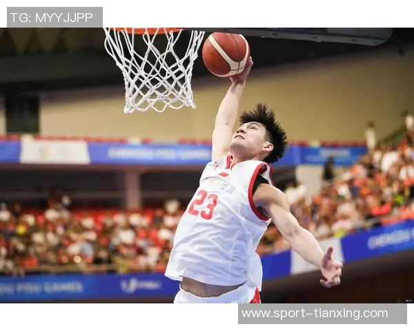 陈国豪砍下14分3前场板展现实力表示将继续努力做好自己的事情 陈国豪砍下14分3前场板展现实力表示将继续努力做好自己的事情