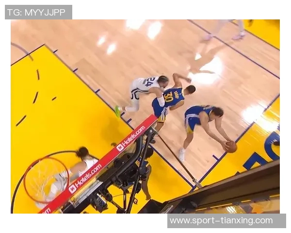 狄龙半场表现抢眼得分上双但犯规频繁状态堪忧