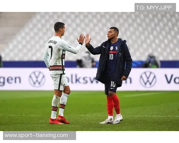 马卡分析姆巴佩对帽子戏法的渴望与C罗相似贝林与维尼修斯可考虑替补出战 马卡分析姆巴佩对帽子戏法的渴望与C罗相似贝林与维尼修斯可考虑替补出战