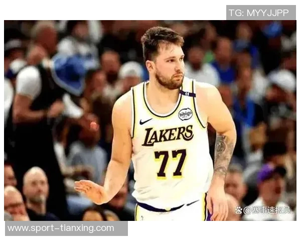 斯普利特强调训练中卡位重要性并呼吁进攻节奏加快 斯普利特强调训练中卡位重要性并呼吁进攻节奏加快