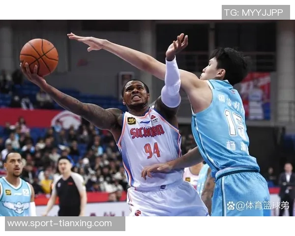 杨瀚森本月比赛表现出色正负值始终保持在正数区间